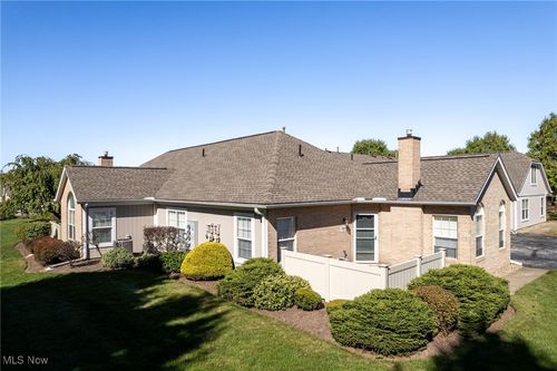 518 Morningstar Dr, Tallmadge, OH, 44278-1091 | Card Image