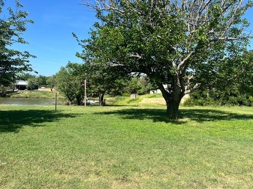 8983 County Road 299, Graham, TX, 76450-5235 | Card Image