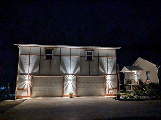 2 story garage and apartment - night lighting | Image 32