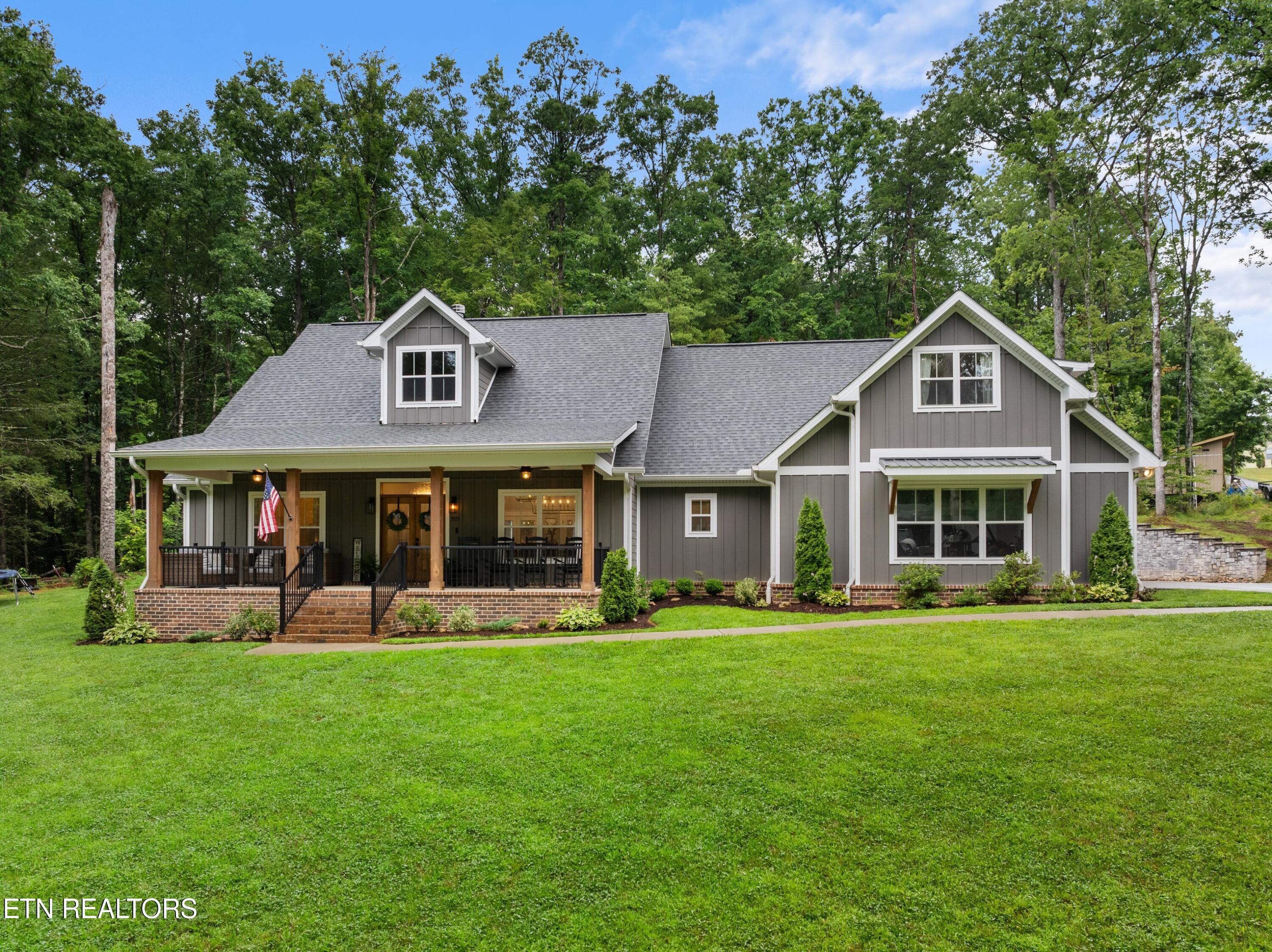 Trillium Cove Ln, Sevierville, TN 37862