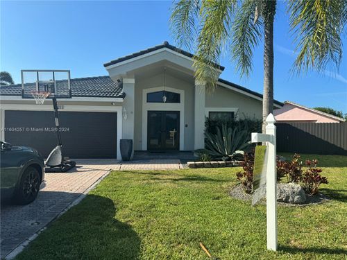 20215 Sw 85th Pl, Cutler Bay, FL, 33189 | Card Image