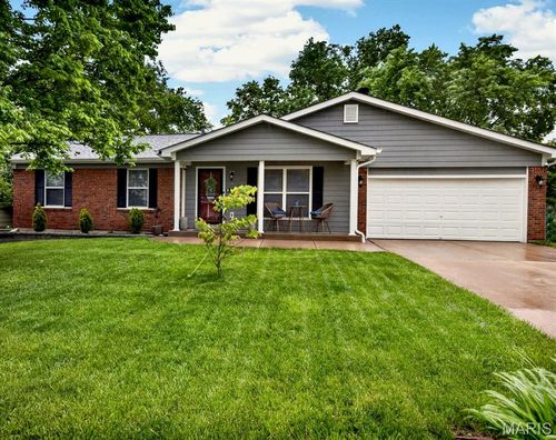 822 Haversham Dr, Saint Charles, MO, 63304-1618 | Card Image