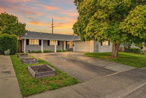 6929 Silverthorne Cir, Sacramento, CA, 95842-2645 | Card Image