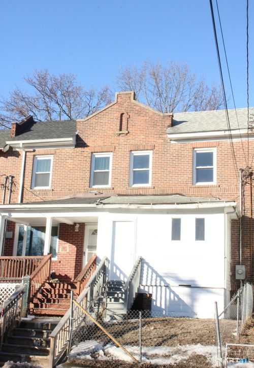 35 Ives St, Waterbury, CT, 06704-3728 | Card Image