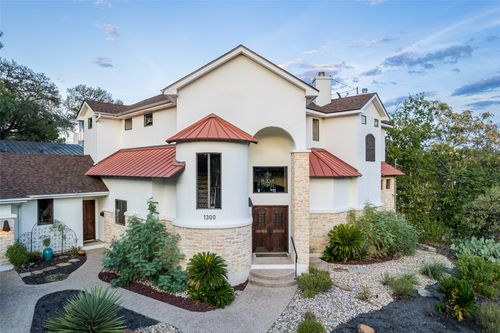 1300 Bluff St, Austin, TX, 78704-1514 | Card Image