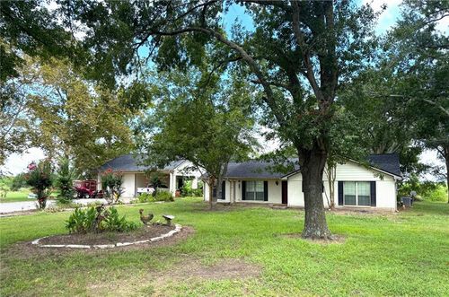 2365 S Fm 46, Franklin, TX, 77856-3948 | Card Image