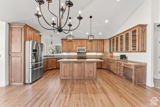 1150 , Layton, UT 84040