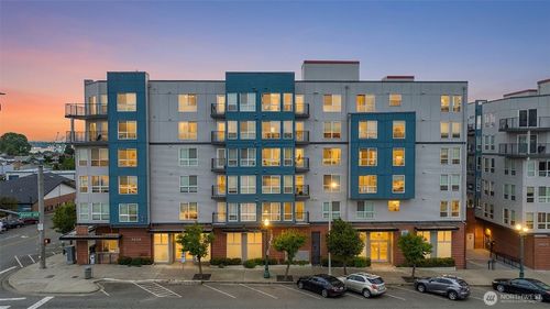 a611-2824 Grand Ave, Everett, WA, 98201-3489 | Card Image