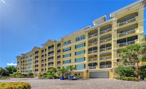 w32-1308 Old Stickney Point Rd, Sarasota, FL, 34242-3421 | Card Image