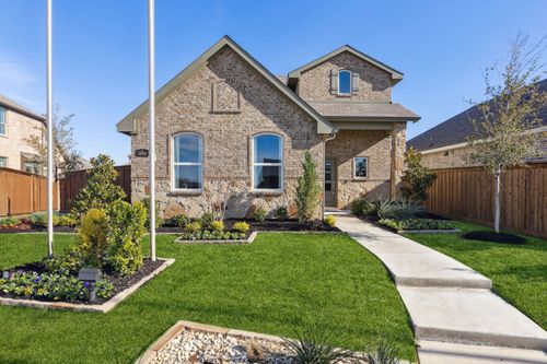 3904 Hometown Blvd, Heartland, TX, 75126-2620 | Card Image