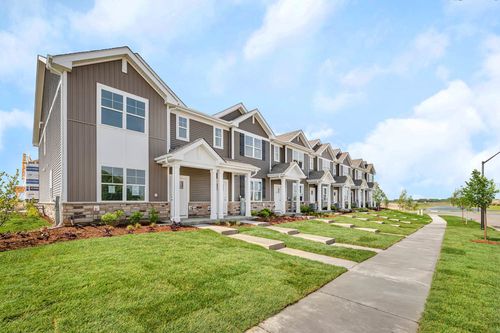 2236 Barbera Dr, Oswego, IL, 60543-5422 | Card Image