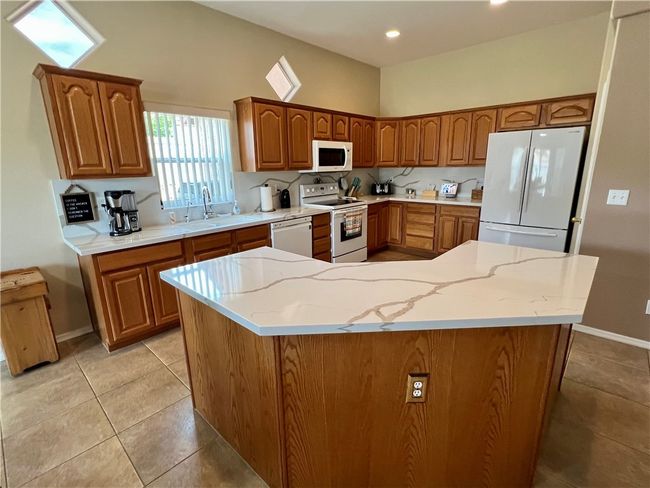 Kitchen | Image 13