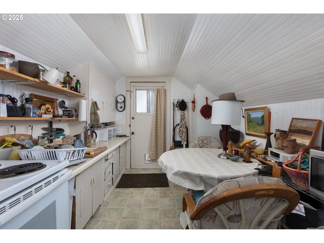 205 Sw Highway 101, Home with 0 bedrooms, 0 bathrooms and null parking in Waldport OR | Image 24