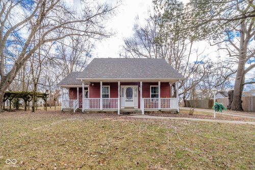104 E Washington St, Kennard, IN, 47351-9210 | Card Image