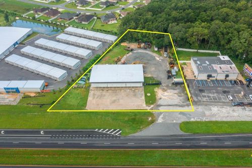 9732 Se Us Highway 441, BELLEVIEW, FL, 34420-6246 | Card Image