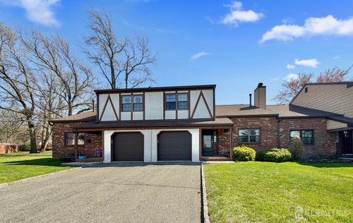 19 Wellington Ct, Sayreville, NJ, 08872-1370 | Card Image