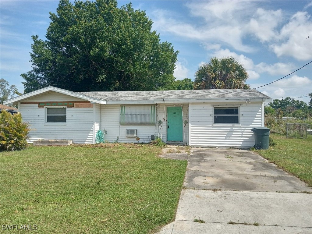 Lockwood Dr, Fort Myers, FL 33916