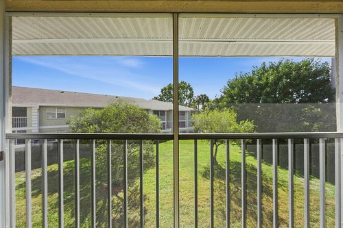 g-201-1536 Se Royal Green Cir, Port St Lucie, FL, 34952-4669 | Card Image