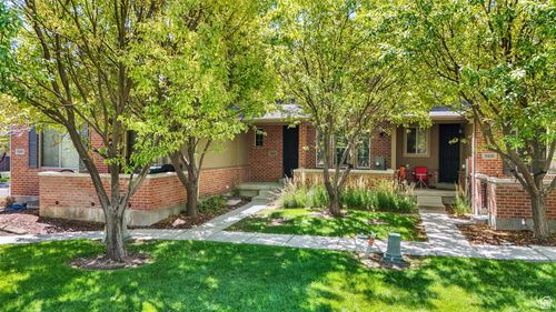 5414 W Brentford Ct, West Valley City, UT, 84120-5974 | Card Image