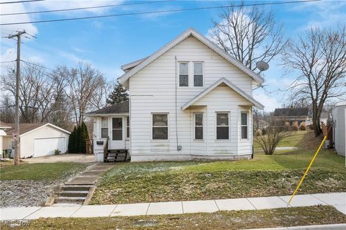 1108 Wooster Road W, Barberton, OH, 44203 | Card Image