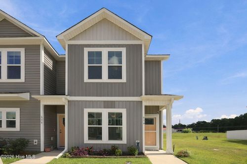 614 Jacks Crossing Rd, Hubert, NC, 28539-4621 | Card Image