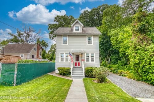 150 Acacia Ave, Staten Island, NY, 10308-2347 | Card Image