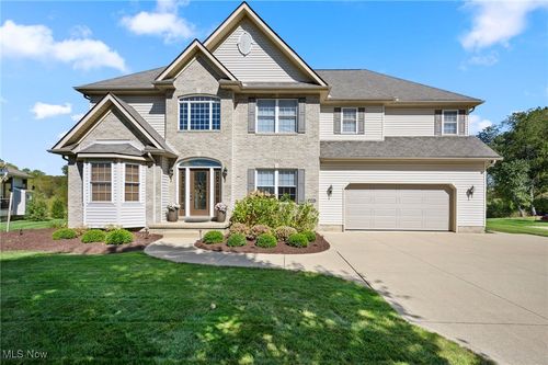 4901 Pebblehurst Dr, Stow, OH, 44224-5928 | Card Image