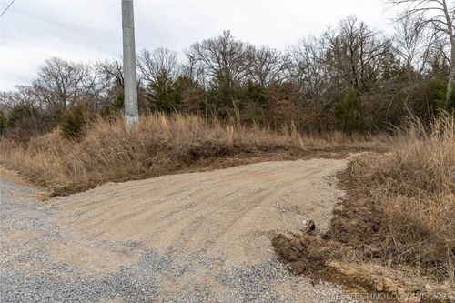 1 Ew 1180, Okemah, OK, 74859 | Card Image