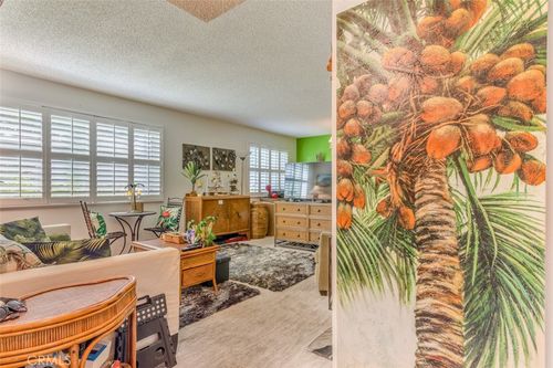 14-11813 Runnymede St, North Hollywood, CA, 91605-3235 | Card Image