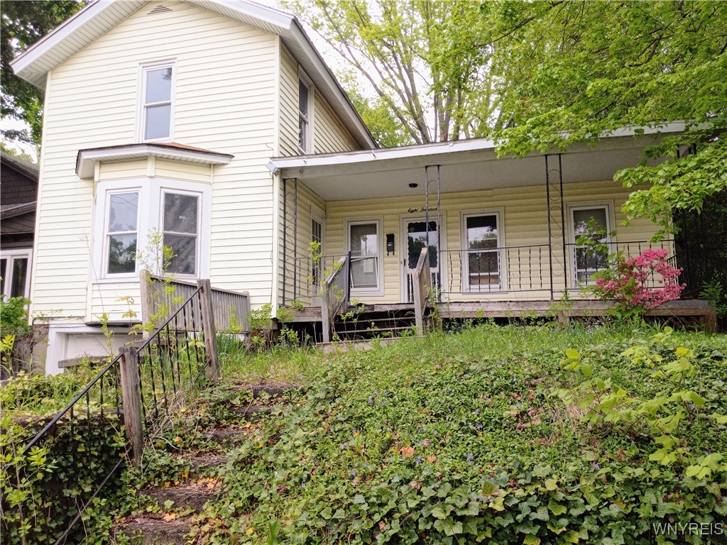 Prendergast Ave, Jamestown, NY 14701