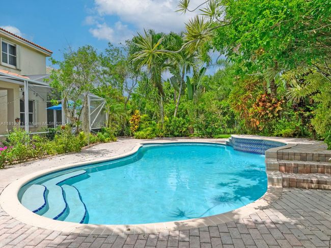 4209 Pinewood Ln, House other with 5 bedrooms, 4 bathrooms and null parking in Weston FL | Image 54