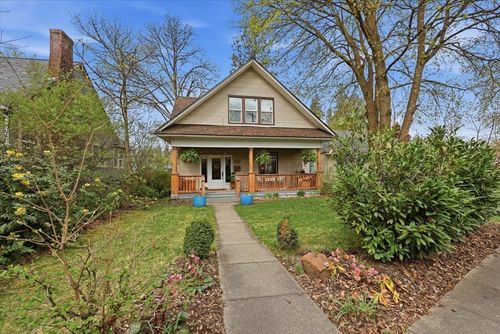 2618 S Grand Blvd, Spokane, WA, 99203 | Card Image