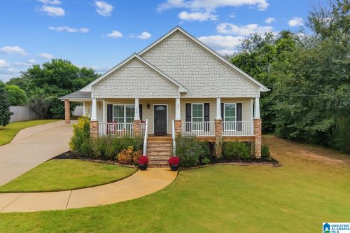 3004 Manor Brook Dr, Vestavia, AL, 35243-1845 | Card Image