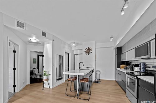 120-225 Maningas Bend, Saskatoon, SK, S7W0P9 | Card Image