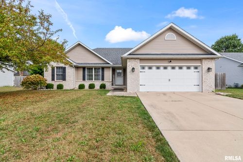 710 Timber Edge Dr, Sherman, IL, 62684-9462 | Card Image