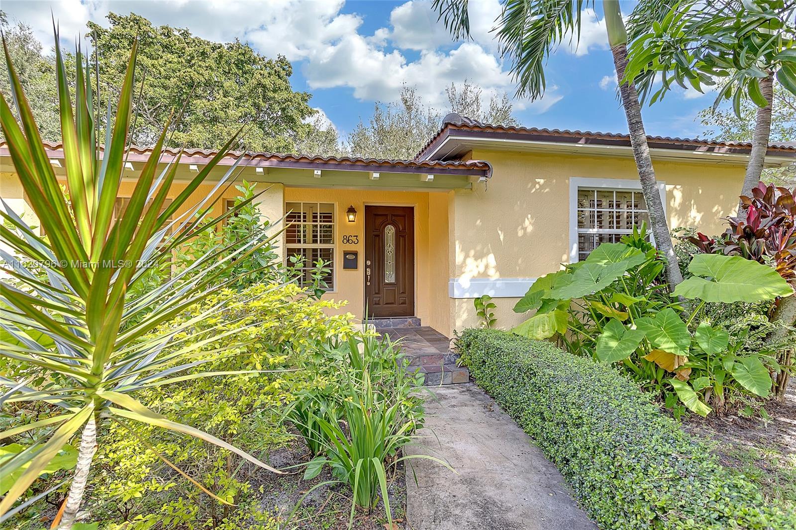 119th St, Biscayne Park, FL 33161