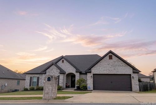 1717 Creekview Dr, Sherwood, AR, 72120-2694 | Card Image