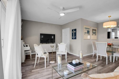 202-312 Ne 17th Ave, Boynton Beach, FL, 33435-2558 | Card Image