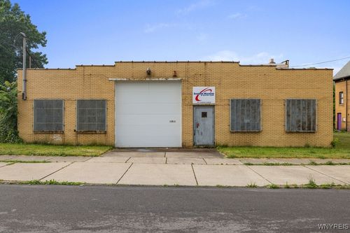 1041 Niagara Ave, Niagara Falls, NY, 14305-2639 | Card Image