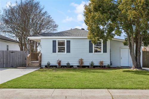 246 East Ave, Harahan, LA, 70123-4010 | Card Image