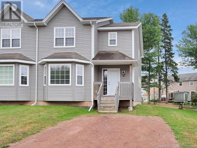 147 Rue Belle Forêt, House other with 3 bedrooms, 2 bathrooms and null parking in Dieppe NB | Image 1