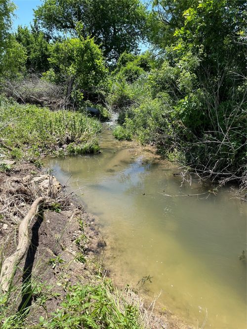 16071 Fm 107, Moody, TX, 76557-4427 | Card Image