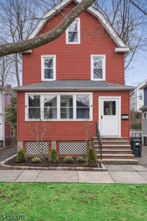 32 Edgewood Rd, Glen Ridge, NJ, 07028-2305 | Card Image