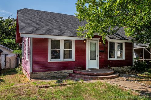 217 Jefferson St, Seminole, OK, 74868-3136 | Card Image