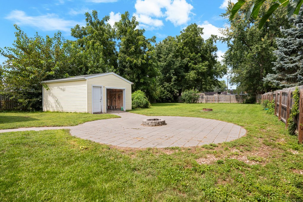 Residential in Rock Island 4