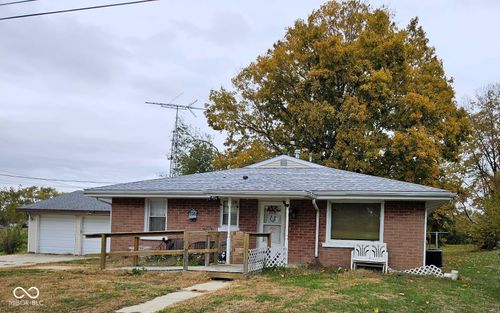 306 W Clyde St, Frankton, IN, 46044-9618 | Card Image