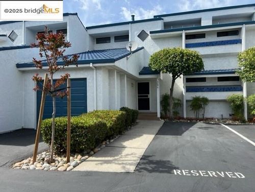 5845 Yawl St, Discovery Bay, CA, 94505-9348 | Card Image