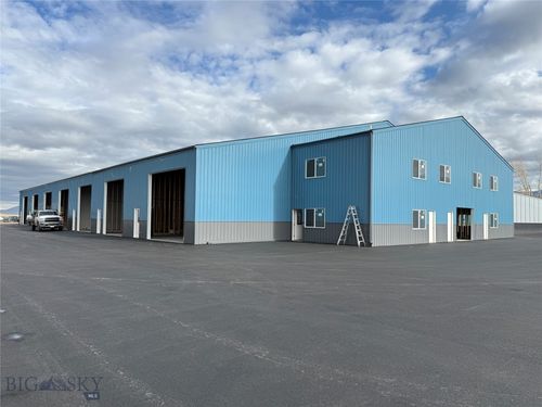 e7-and-e8-2980 S Alaska Rd, Belgrade, MT, 59714 | Card Image