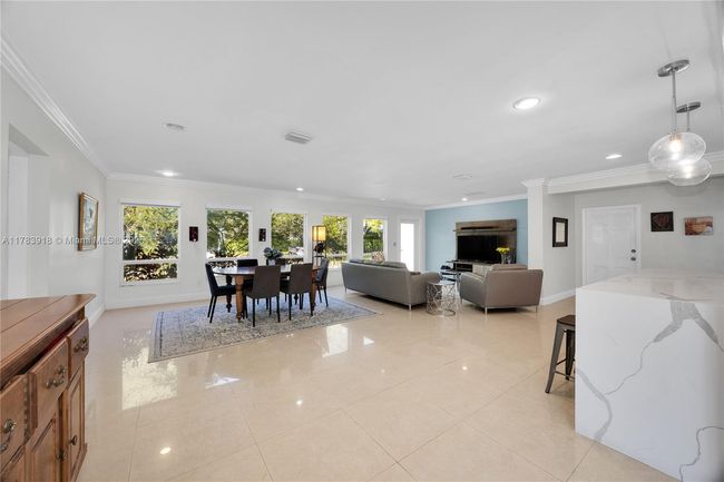 9401 Sw 69 Th Ct, House other with 5 bedrooms, 4 bathrooms and null parking in Pinecrest FL | Image 24