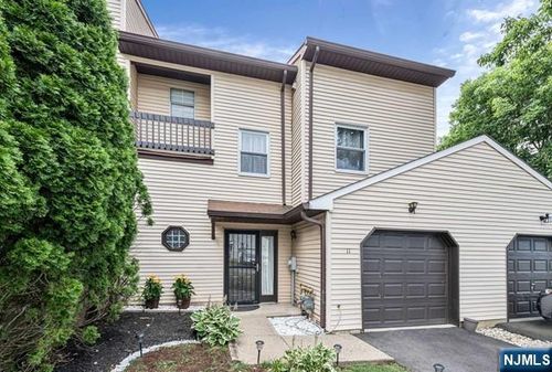 11 Bowfell Ct, Wayne, NJ, 07470-2144 | Card Image